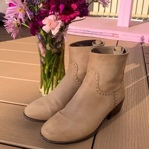 Leslie Western Ankle Boots Women’s 7.5